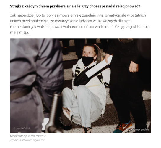 Wirtualnapolska.pl - Zrobi艂 zdj臋cie, kt贸re staje si臋 symbolem Strajku Kobiet. Jakub Ositek m贸wi, jak wygl膮daj膮 protesty z perspektywy fotografa.