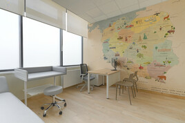 Profesjonalna sesja zdj臋ciowa centrum medycznego - odkryj wyj膮tkowe wn臋trza naszych plac贸wek