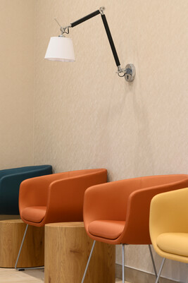 Sesja zdj臋ciowa wn臋trz naszych plac贸wek medycznych - poznaj naszych wykwalifikowanych specjalist贸w